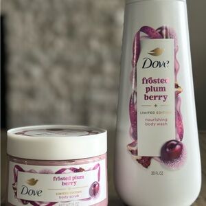 Dove Frosted Plum Berry Nourishing Body Wash